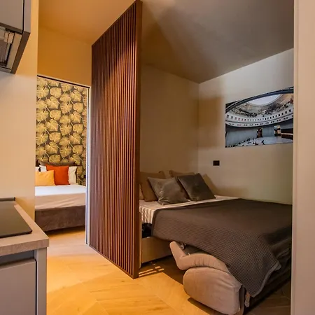 Fashion & Design District- Fancy Apartment