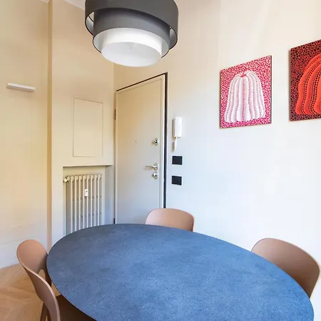 Apartment Fashion & Design District- Fancy Milan